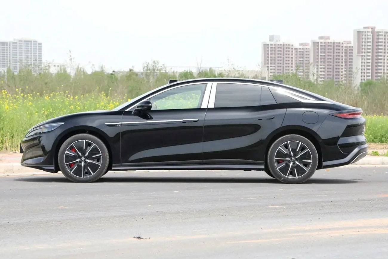 بي واي دي هان L PURE EV 701KM PLATINUM