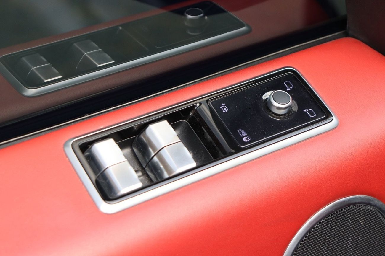 لاند روفر رينج روفر سبورت HSE 3.0L (340 HP) Range Rover Sport HSE V6 / 2018 / GCC / Original Paint