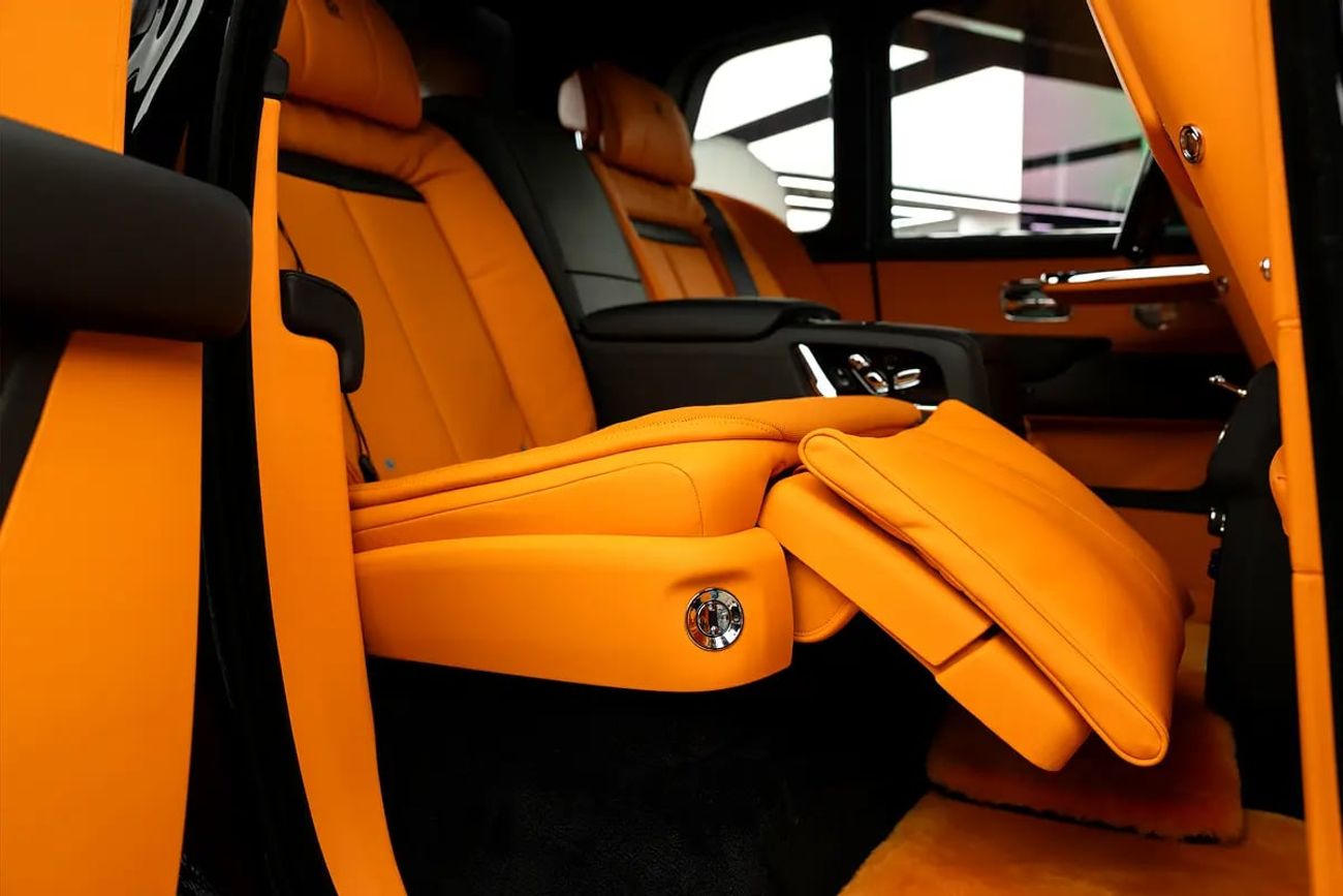 Rolls Royce Cullinan ROLLS ROYCE | CULLINAN SERIES 2 | SILVER BADGE | 2026MY BRAND NEW STD