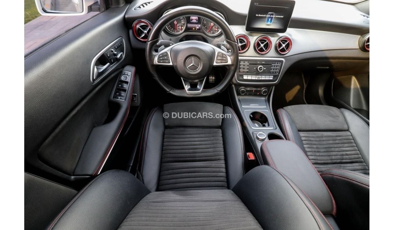 Mercedes-Benz CLA 250 Mercedes-Benz CLA250 Sport