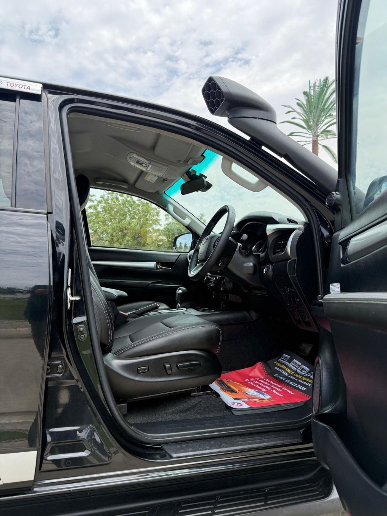 Toyota Hilux GR SPORT SR5