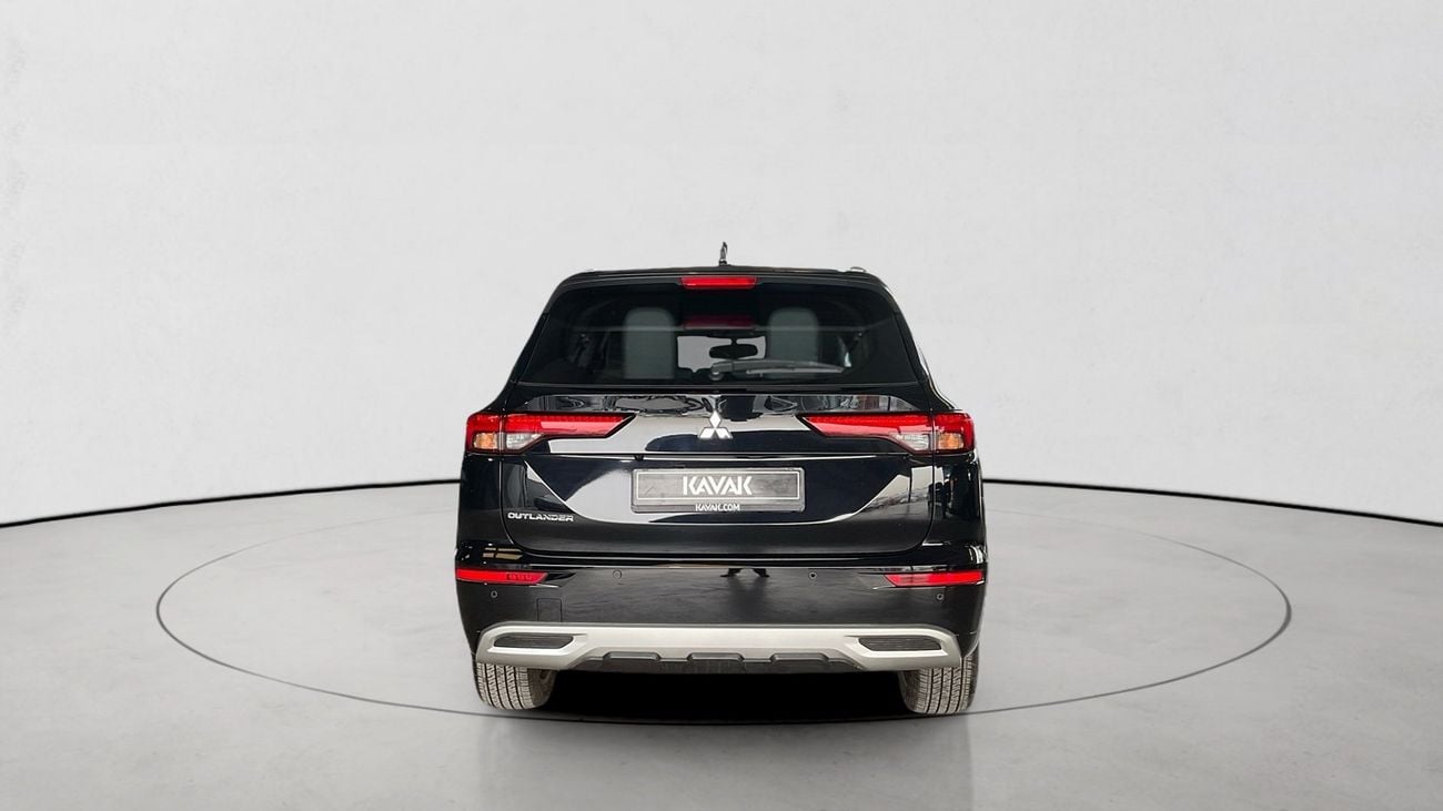 ميتسوبيشي آوتلاندر 2.5 GLX AUTO 4WD 7SEAT PREMIUM LAUNCH ED | شامل الضمان | 0 ﺪﻔﻋﺓ ﺃﻮﻟﻯ