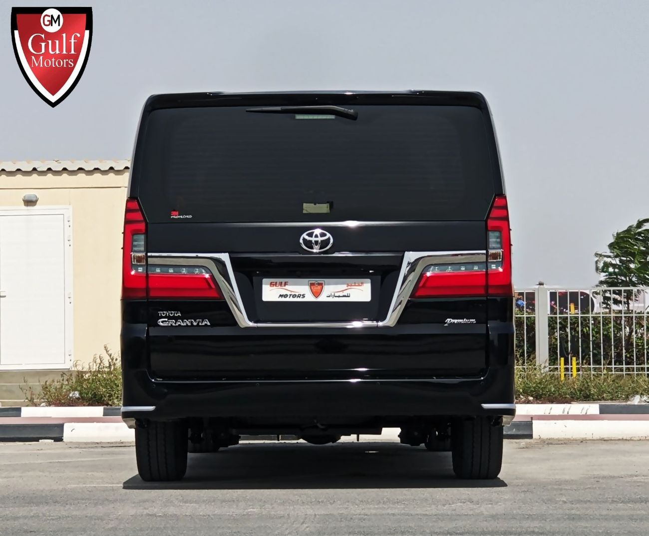 Toyota Granvia Premium 3.5L-6CYL Excellent Condition GCC Specs