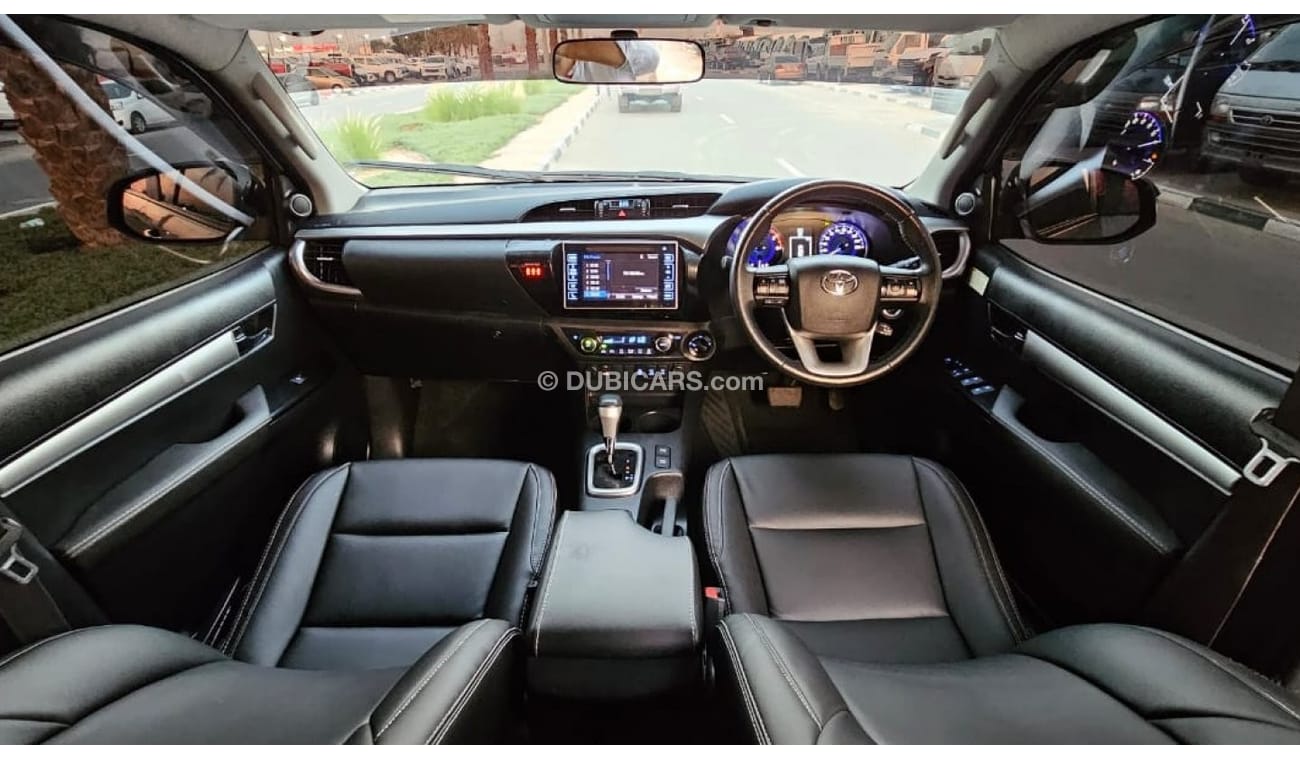 Toyota Hilux CONVERTED TO ROCCO 2023 | RIGHT-HAND-DRIVE | BLACK PREMIUM LEATHER SEATS | EXCELLENT CONDITION