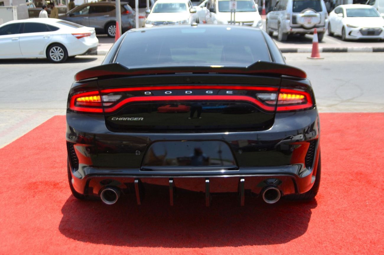 Dodge Charger SXT 3.6L CHARGER --V6--SRT KIT WITH WIDE BODY IN THE BEST PRICE