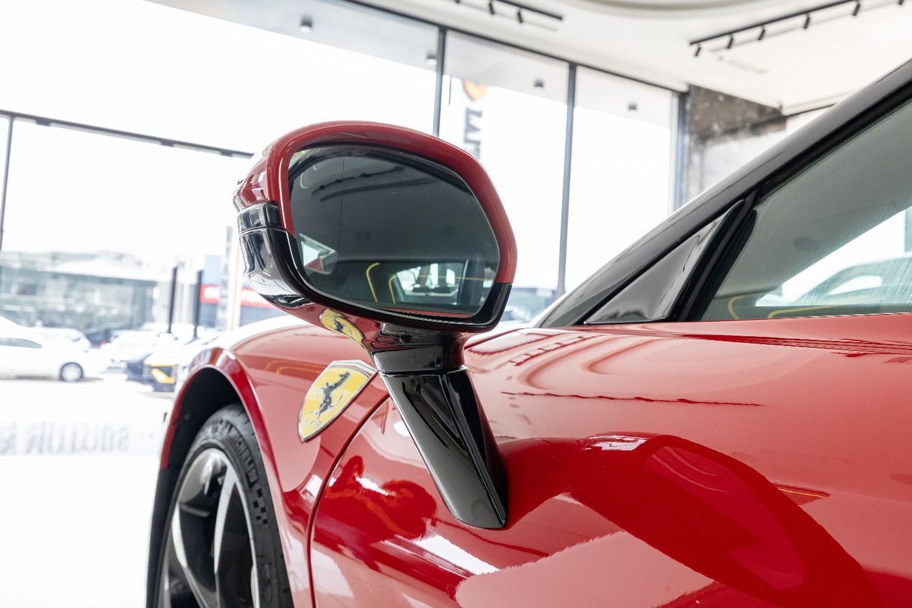Ferrari SF90 Spider Ferrari SF 90 Spyder Hybrid - Red - 2023 - Perfect Condition