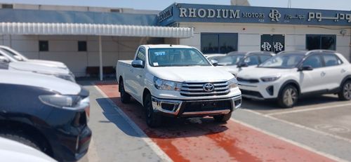 Toyota Hilux GL Toyota Hilux 2.4L Diesel MT SC 4x2 2026YM