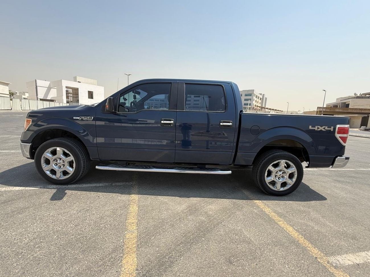 Ford F-150 FX4 CREW CAB LTHR