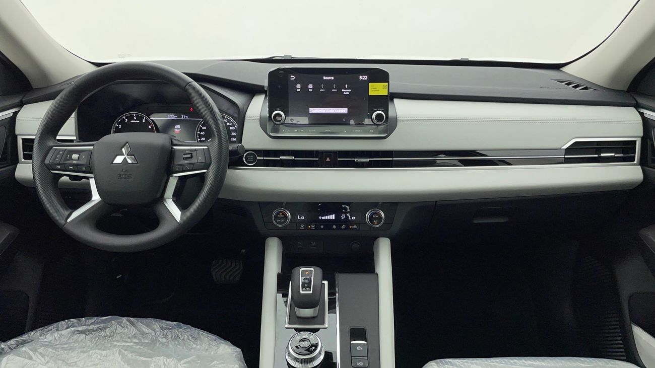 Mitsubishi Outlander MIDLINE WITH SUNROOF 2.5 | Zero Down Payment | Home Test Drive