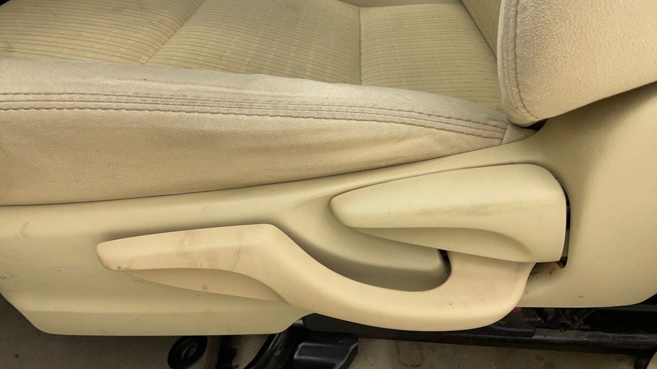 تويوتا يارس SE 1.5 | بدون دفعة مقدمة | اختبار القيادة في المنزل