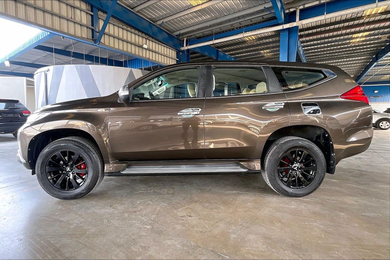 ميتسوبيشي مونتيرو سبورت GLX | شامل الضمان | 0 ﺪﻔﻋﺓ ﺃﻮﻟﻯ