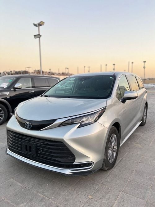 Toyota Sienna XLE (NON GCC) Sienna 2022 4x4