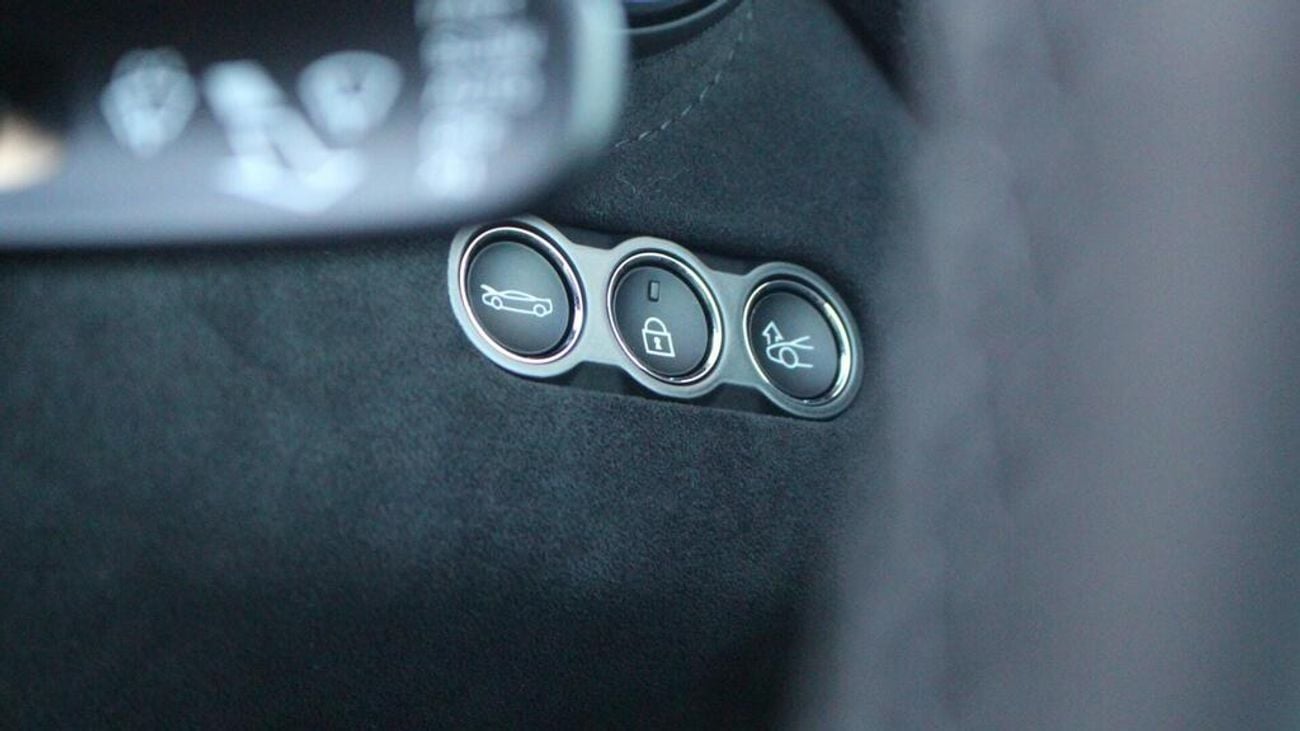 McLaren 750S V8 2dr SSG Auto 4.0 (EXPORT ONLY)