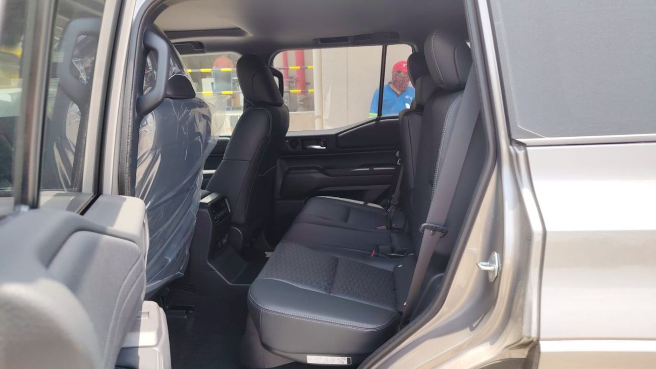 Toyota Prado Toyota Prado Luxury+ Petrol 2.4L 2025