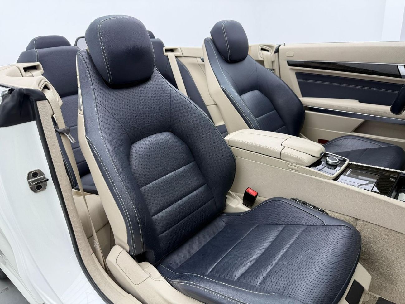 Mercedes-Benz E 400 AMG 3.0L 2016 Mercedes Benz E400 AMG Cabriolet, Full Service History, Excellent Condition, GCC