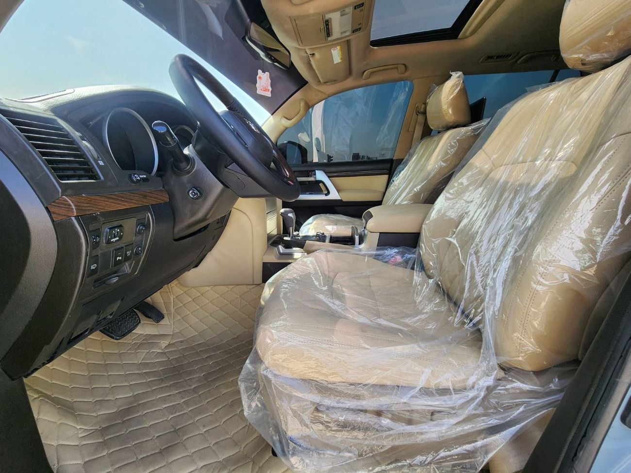 Toyota Land Cruiser VX.R V8 upgrade 2024