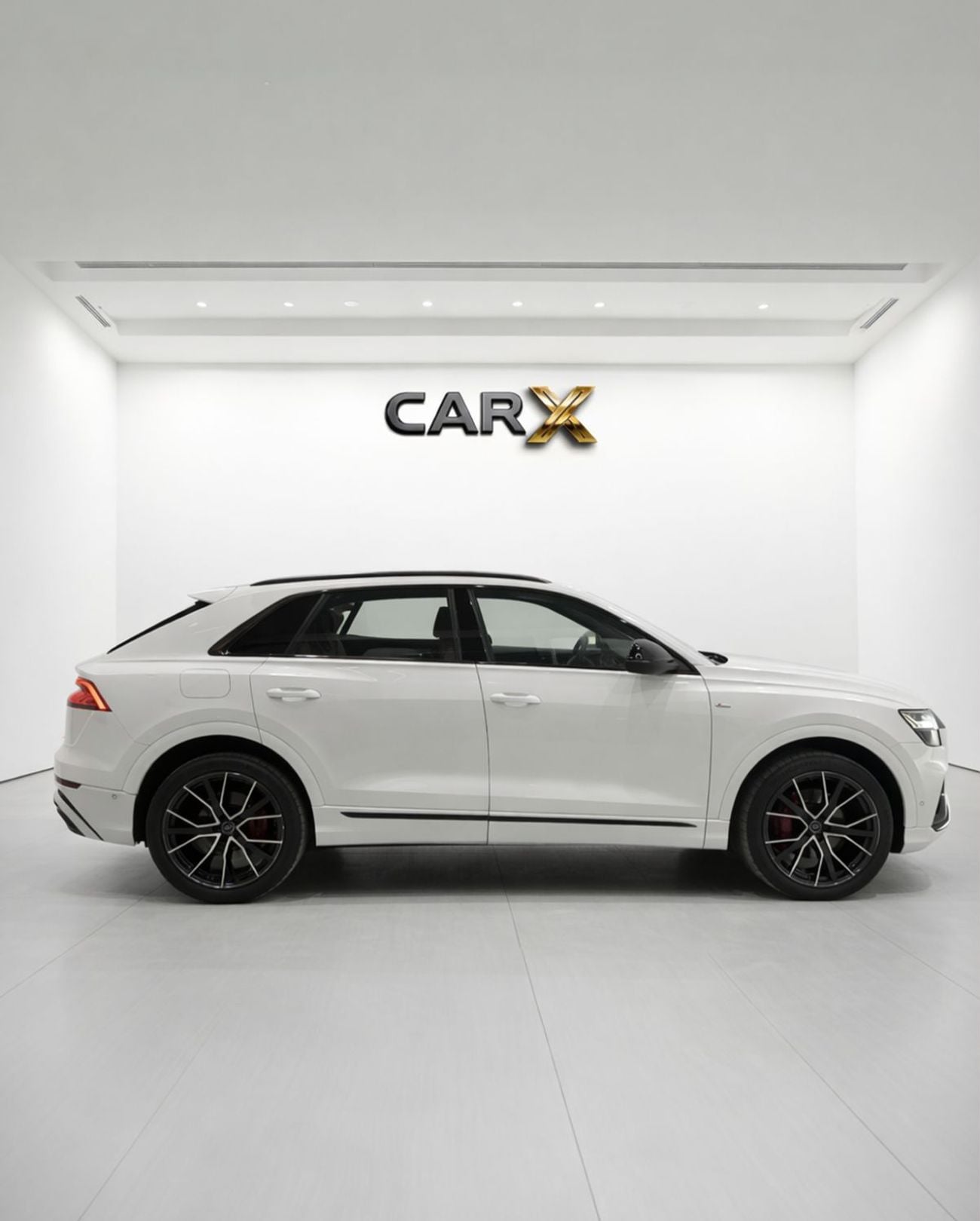Audi Q8 55 TFSI S-LINE Audi Q8 55 TFSI quattro S line 2019 - GCC Specs - Excellent Condition