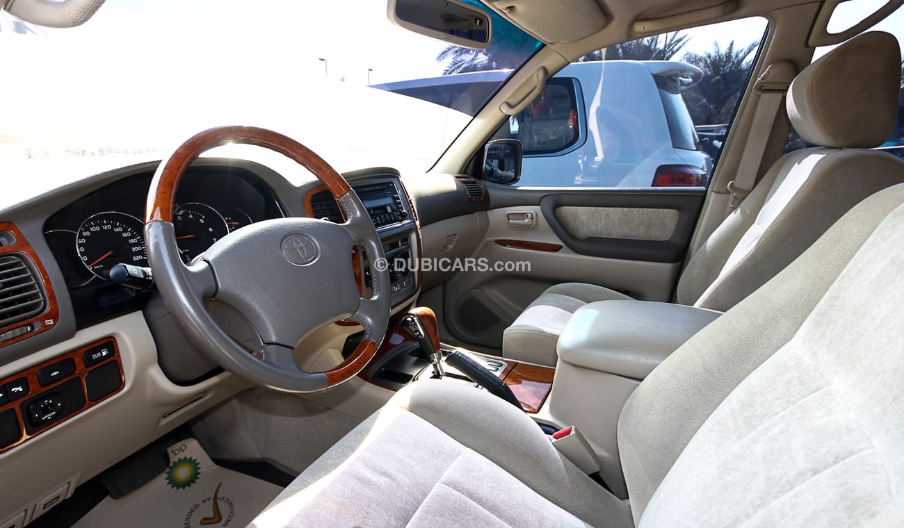 Toyota Land Cruiser GXR V6