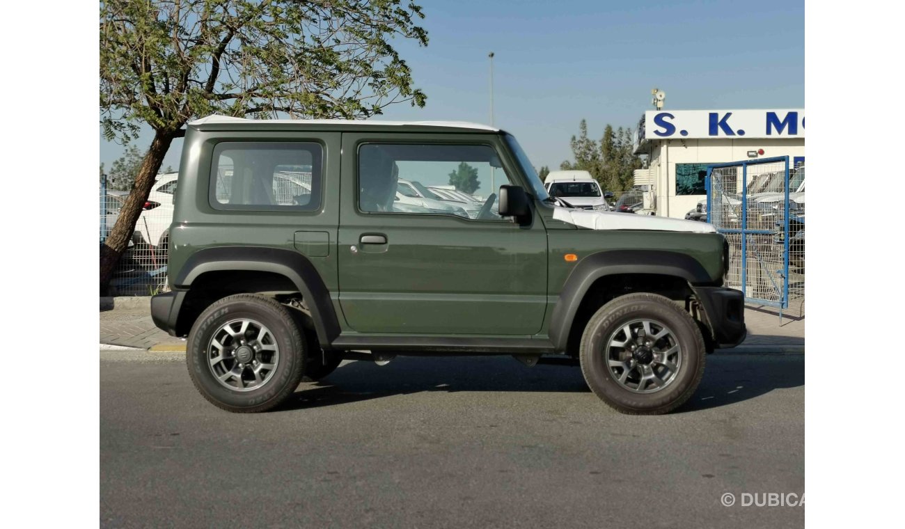 سوزوكي جيمني 1.5L Petrol, 15" Alloy Rims, Key Start, Xenon Head Lights, Fog Lamp, Power Window, CODE - SJGN21