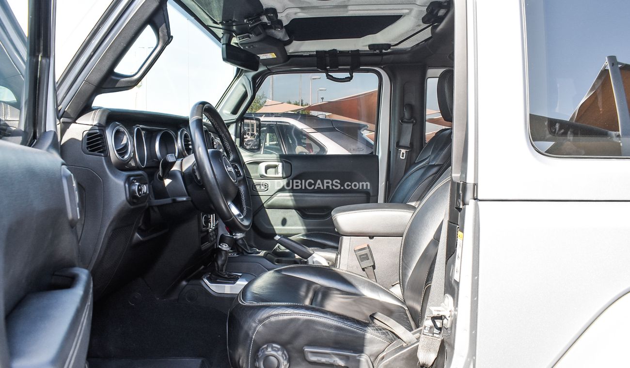 Jeep Wrangler Sahara