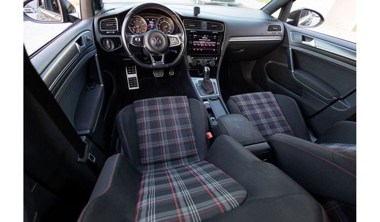 فولكس واجن جولف GTI Fabric + 2.0L Volkswagen Golf GTI 2019 GCC under Warranty with Flexible Down-Payment.
