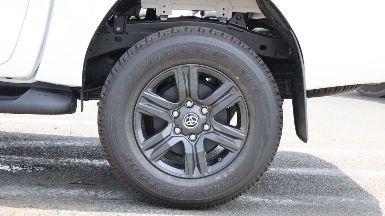 Toyota Hilux GLX TOYOTA HILUX SR5 2.7L A/T full option