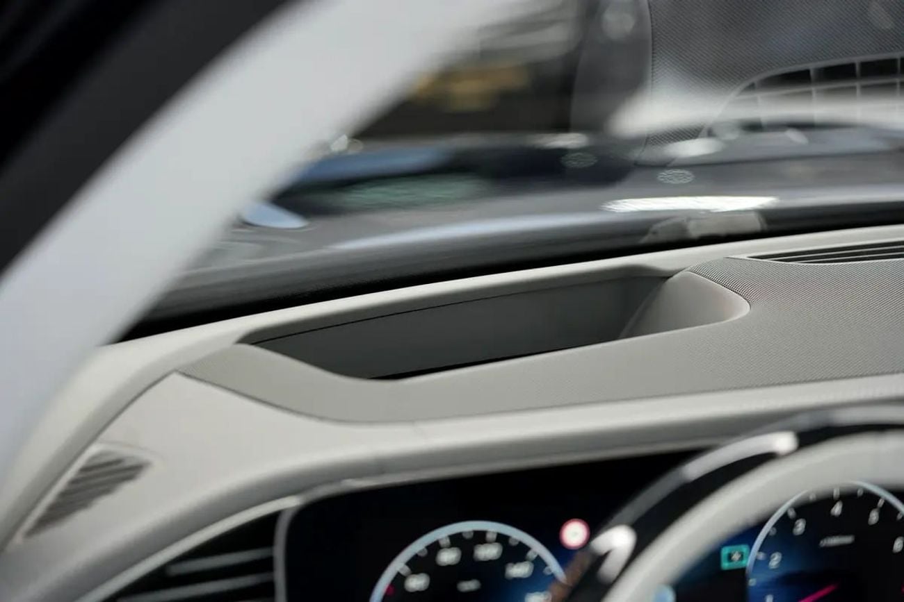 Mercedes Maybach GLS600 Maybach GLS 600 | GCC 0km | Agency Warranty | Crystal White