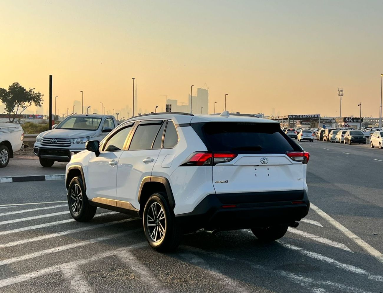 تويوتا راف ٤ 