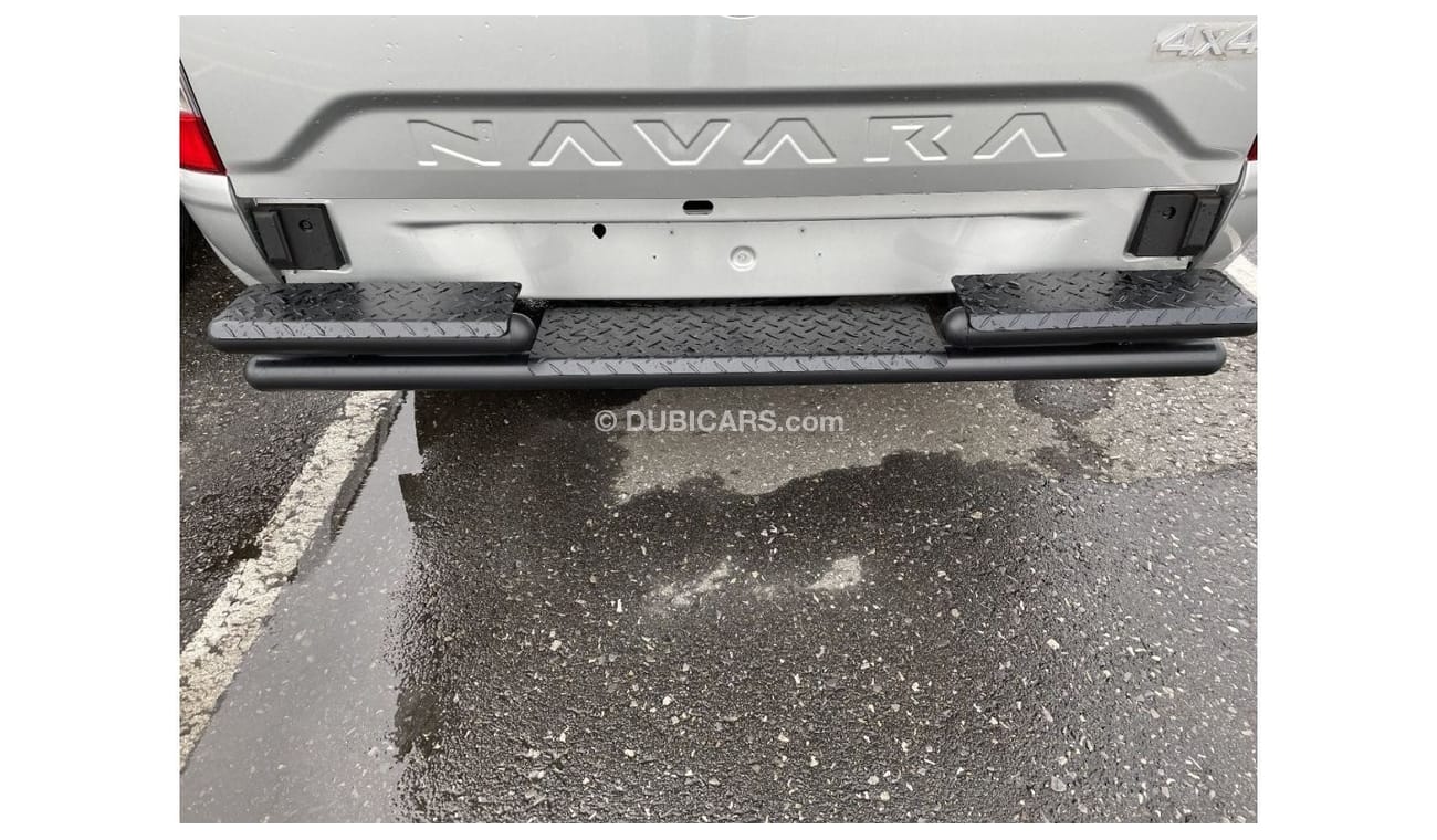 نيسان نافارا XE Basic 2.5L Diesel 4WD Manual ( Export Only)