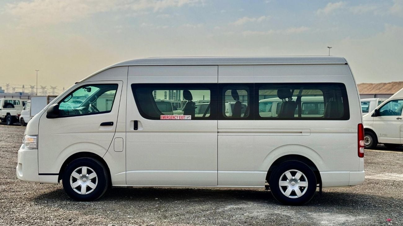 Toyota Hiace 2.7L PETROL ENGINE | RHD | 2017 | AUTOMATIC TRANSMISSION | 9+ Seats [Good Condition]
