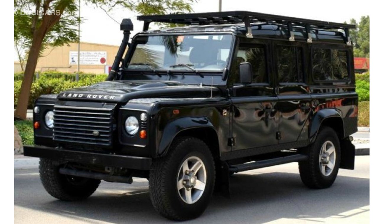 Land Rover Defender GCC SPECS - 2013 - MANUAL GEAR - LIMITED EDITION