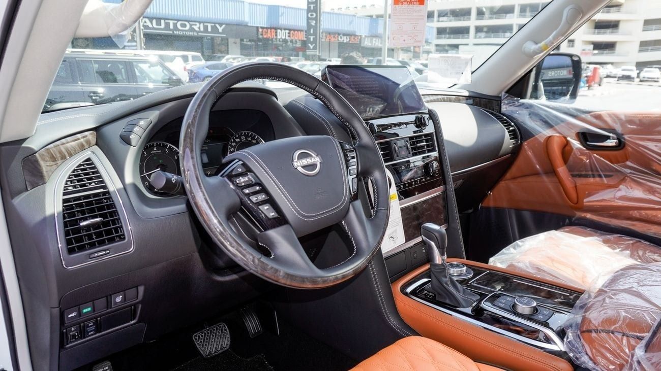 نيسان باترول Platinum LE V8