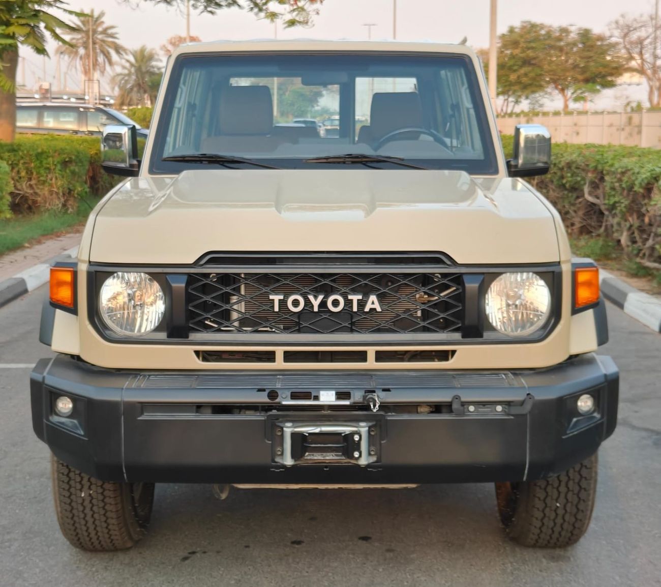 Toyota Land Cruiser 70 2024 Toyota Land Cruiser LC71 LX (3-Door) Hardtop 4.0L V6 Petrol A/T 4x4 Export Only