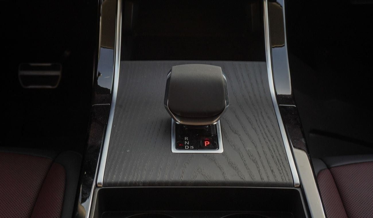 Land Rover Range Rover Evoque P250 DYNAMIC SE