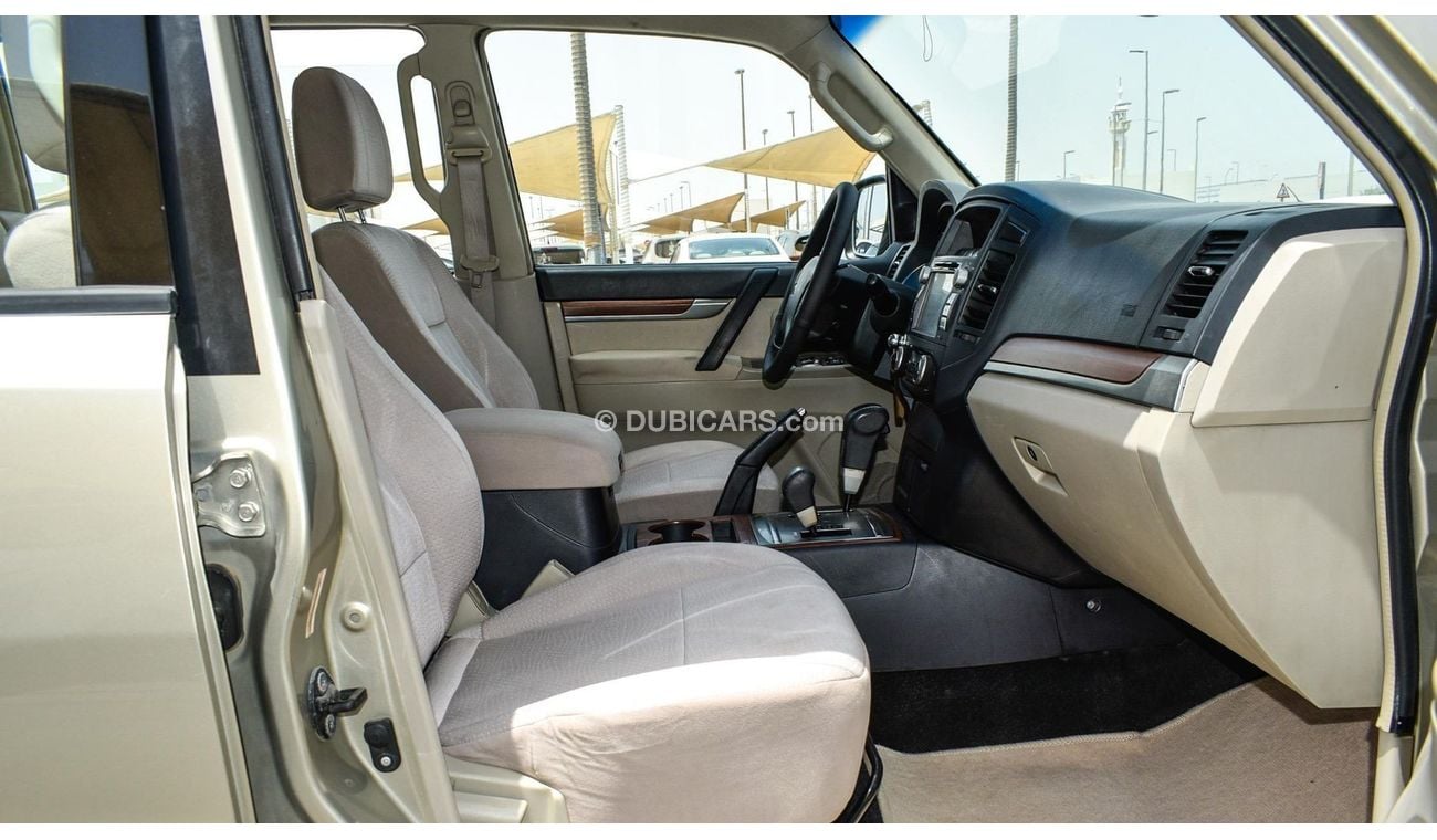 ميتسوبيشي باجيرو GLS V6