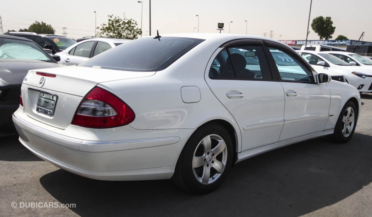 Mercedes-Benz E 320