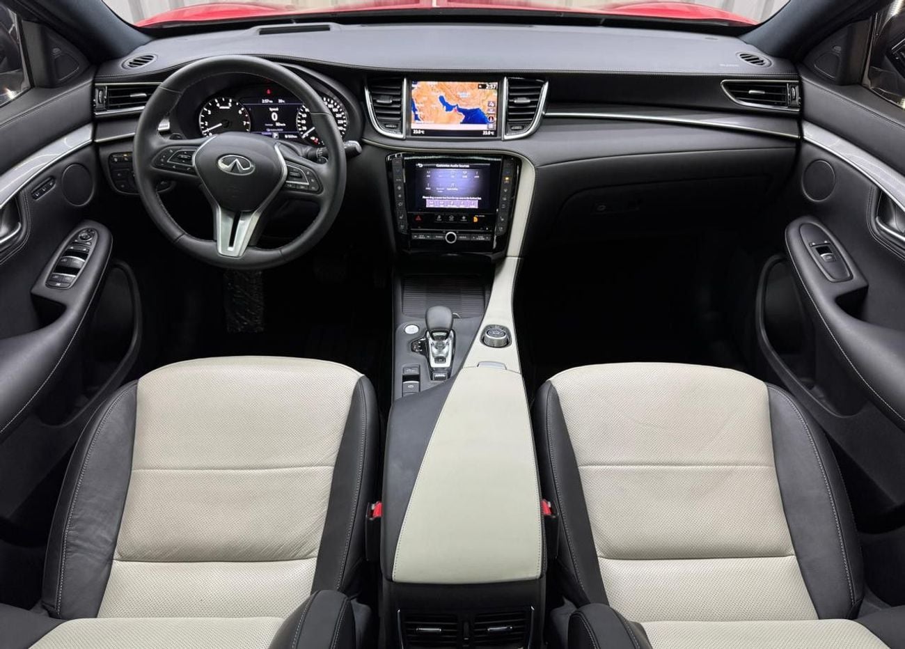 إنفينيتي QX55 LUXE
