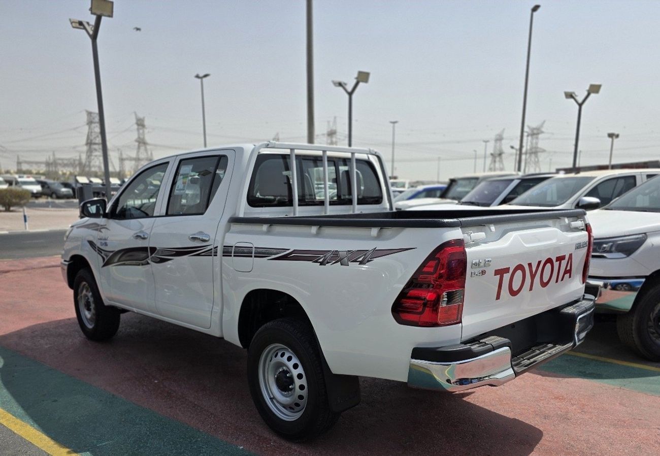 تويوتا هيلوكس GL 2.4L Double Cab Utility