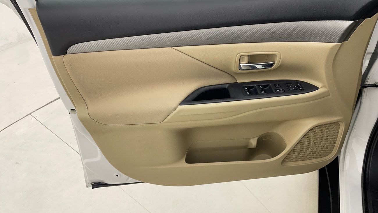 ميتسوبيشي آوتلاندر GLX MID 2.4 | بدون دفعة مقدمة | اختبار القيادة في المنزل