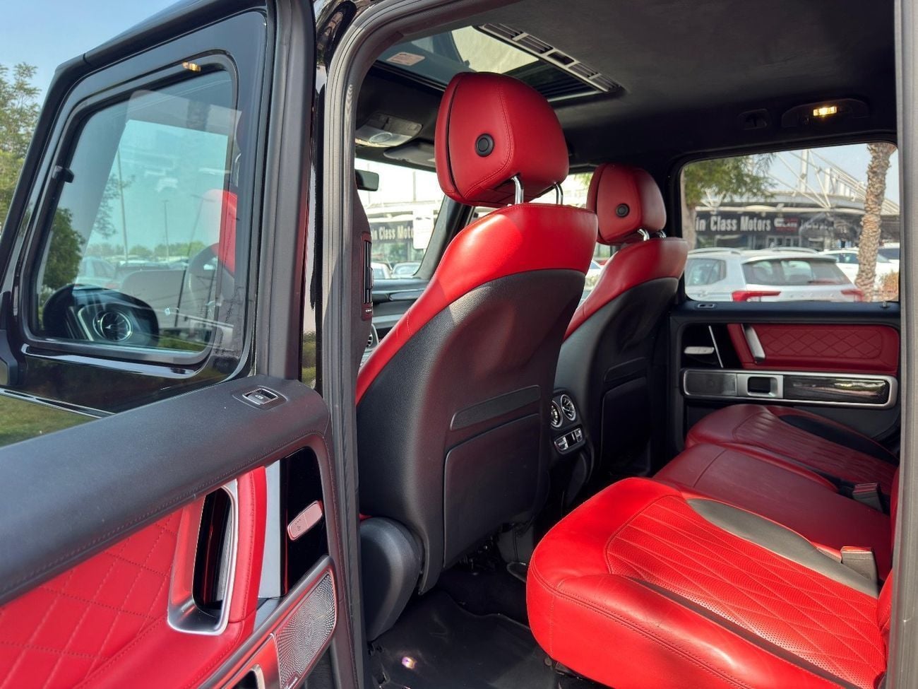 Mercedes-Benz G 63 AMG Std 5.5L