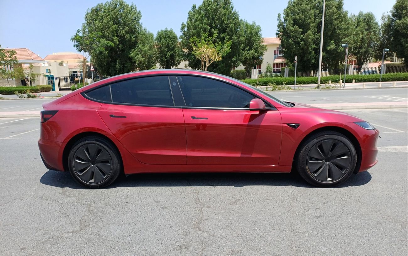 تسلا موديل 3 Rear-Wheel Drive
