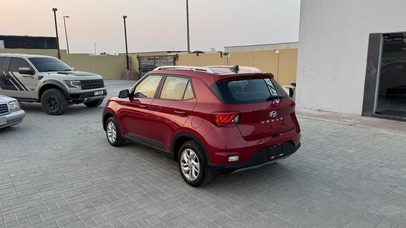 هيونداي فنيو 1.6 L V4