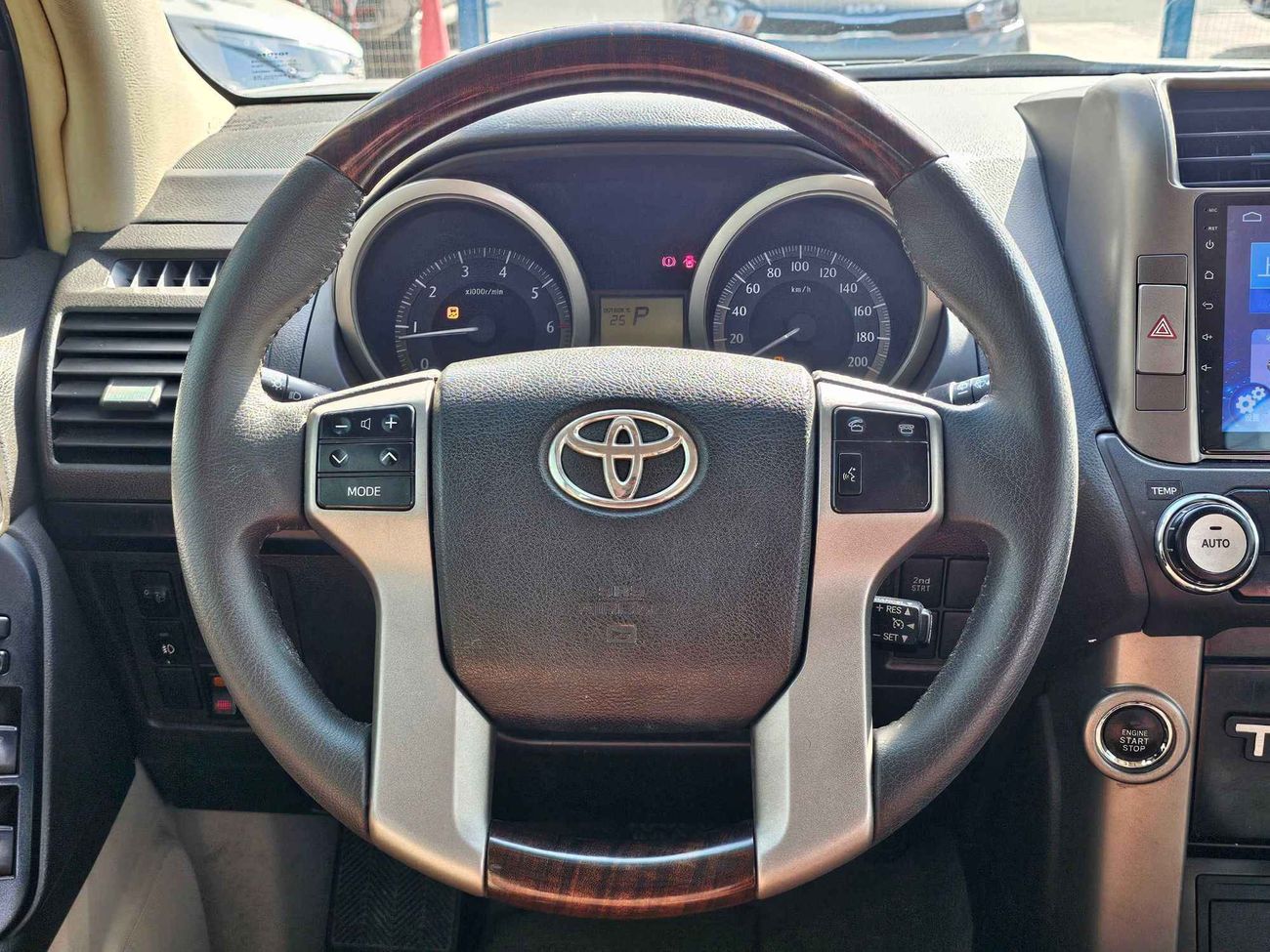 تويوتا برادو // TXL // V6 // 4.0L // MID OPTION // LEATHER (LOT # 49465)