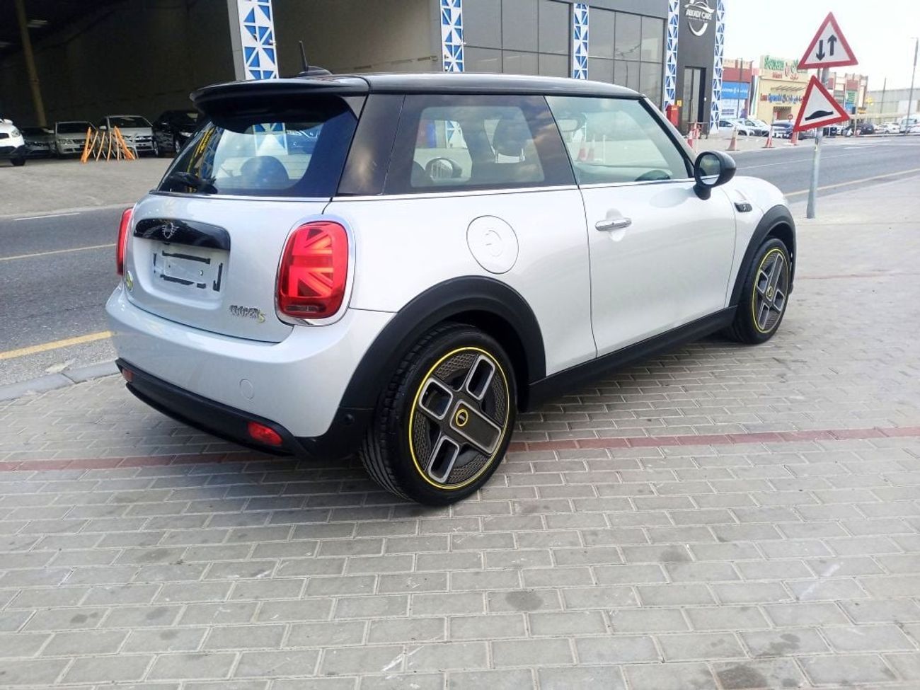 Mini Cooper S Coupé LOW MILAGE