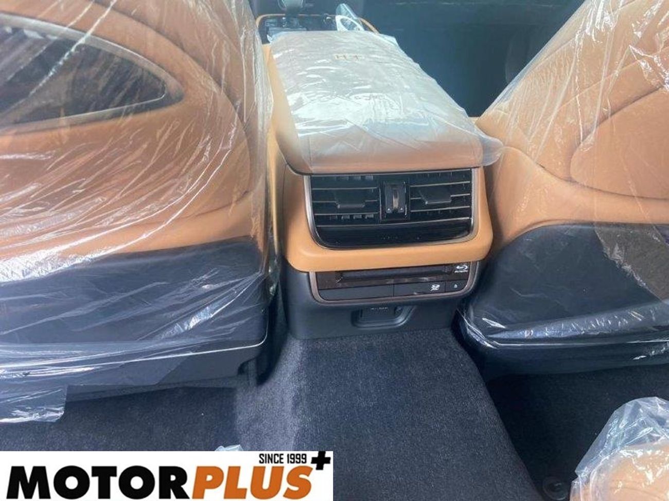 Lexus LS500 HYBRID EXCLUSIVE AWD with "Ottoman Seat”