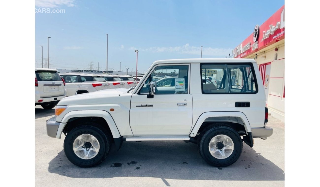 تويوتا لاند كروزر هارد توب 71Series 4.0L petrol 2 DOORS with( WINCH+DIFFLOCK) 2023