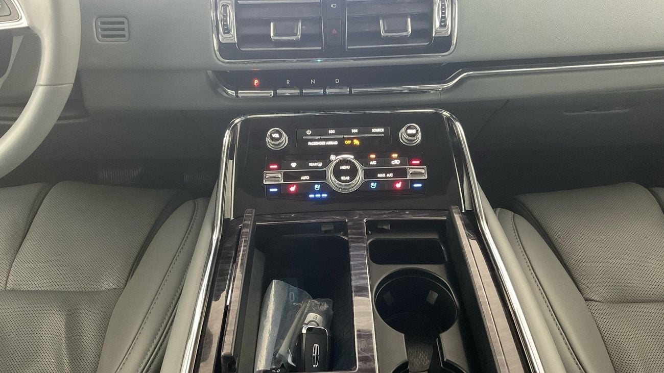 لينكولن نافيجاتور Reserve | upto AED 20,000 Ramadan Discount | شامل الضمان | 0 ﺪﻔﻋﺓ ﺃﻮﻟﻯ