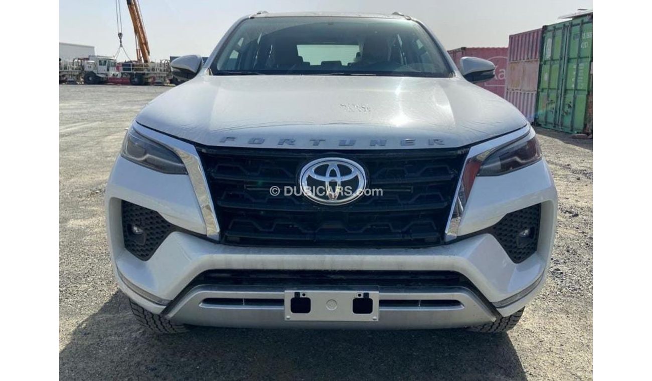 Toyota Fortuner TOYOTA FORTUNER 2.8L DSL  4/4 FULL OPTION 2023