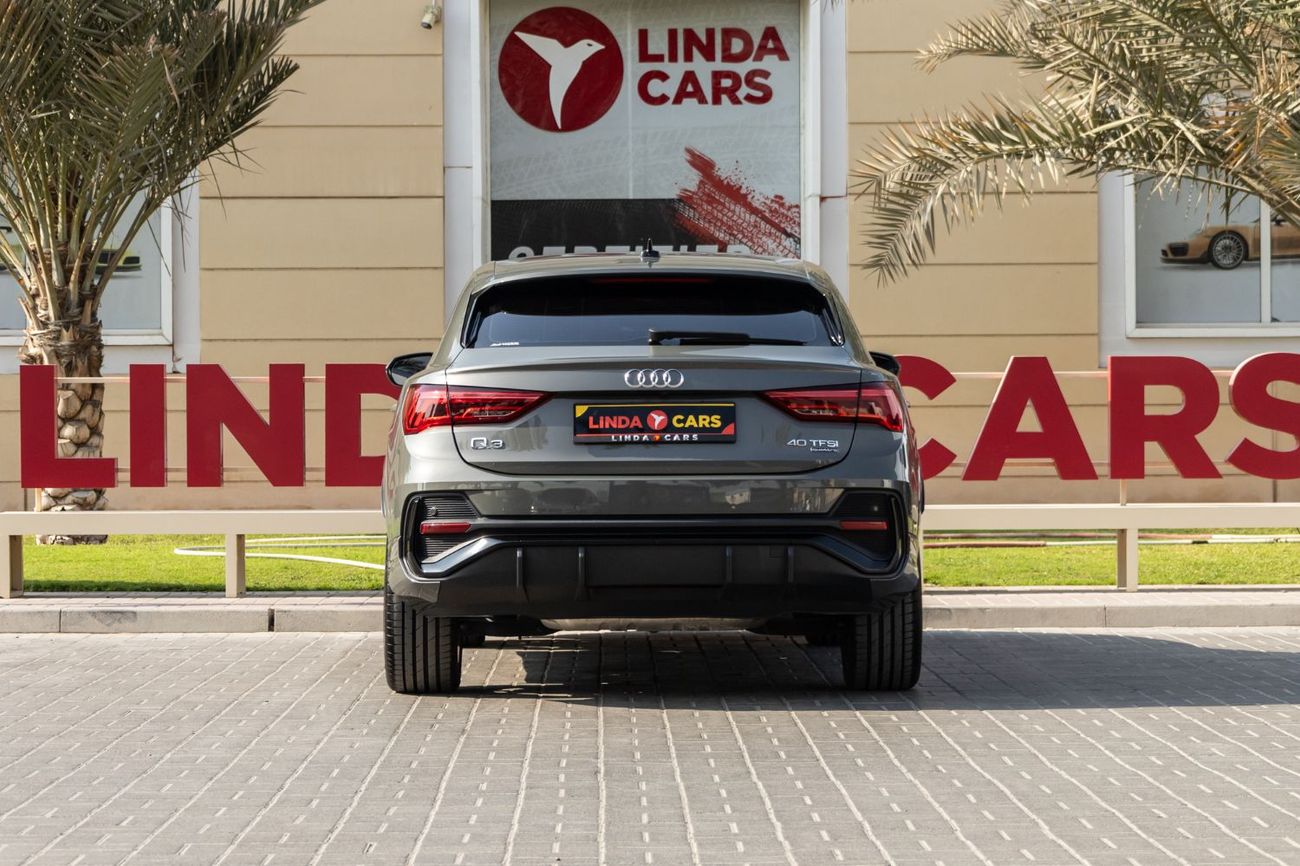 أودي Q3 40 TFSI quattro S Line 2.0L SUV Coupe