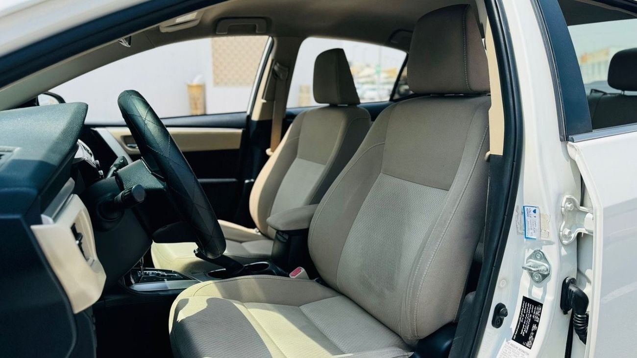 Toyota Corolla SE+ TOYOTA COROLLA MODEL 2014 GCC SPACE 1.6 VERY CLEAN CAR